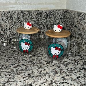 christmas hello kitty glasses with lid and spoon (2 pack)